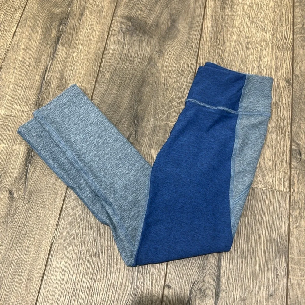 • OUTDOOR VOICES • Women’s BLUE OMBRE HEATHERED SPRINGS 7/8 LEGGINGS XS